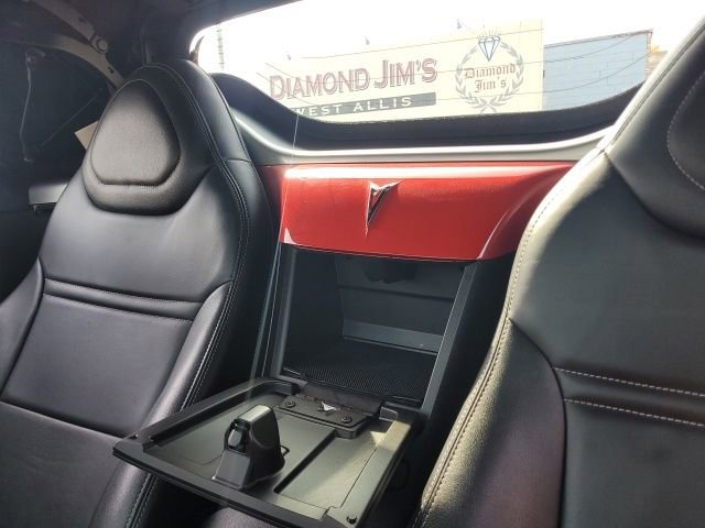 Used 2006 Pontiac Solstice Convertible w/ Premium Package image 26