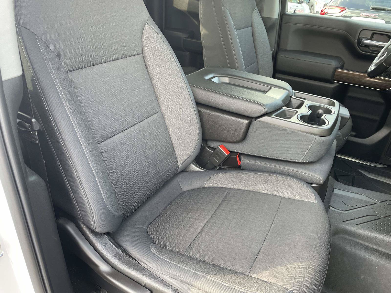 Certified 2019 Chevrolet Silverado 1500 LT w/ All-Star Edition AWD/4WD image 19
