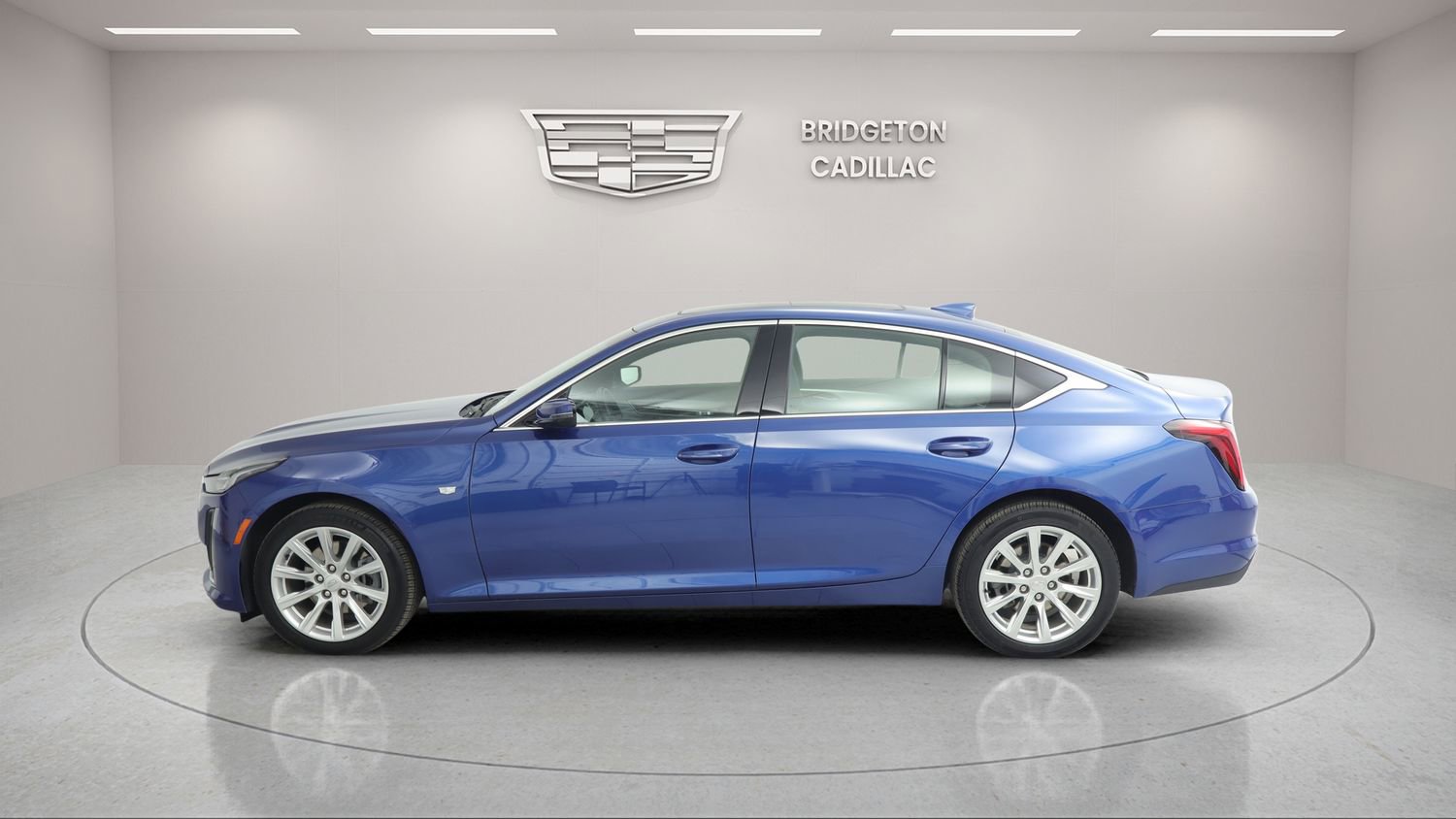 Used 2023 Cadillac CT5 Luxury w/ Sun And Sound Package image 4