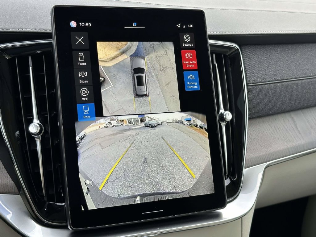 New 2026 Volvo XC90 B6 Ultra w/ Protection Package Premier AWD/4WD image 4
