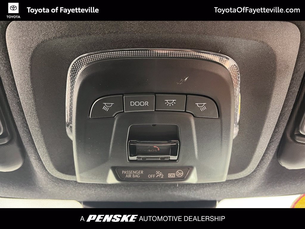 Used 2026 Toyota Corolla SE FWD image 27