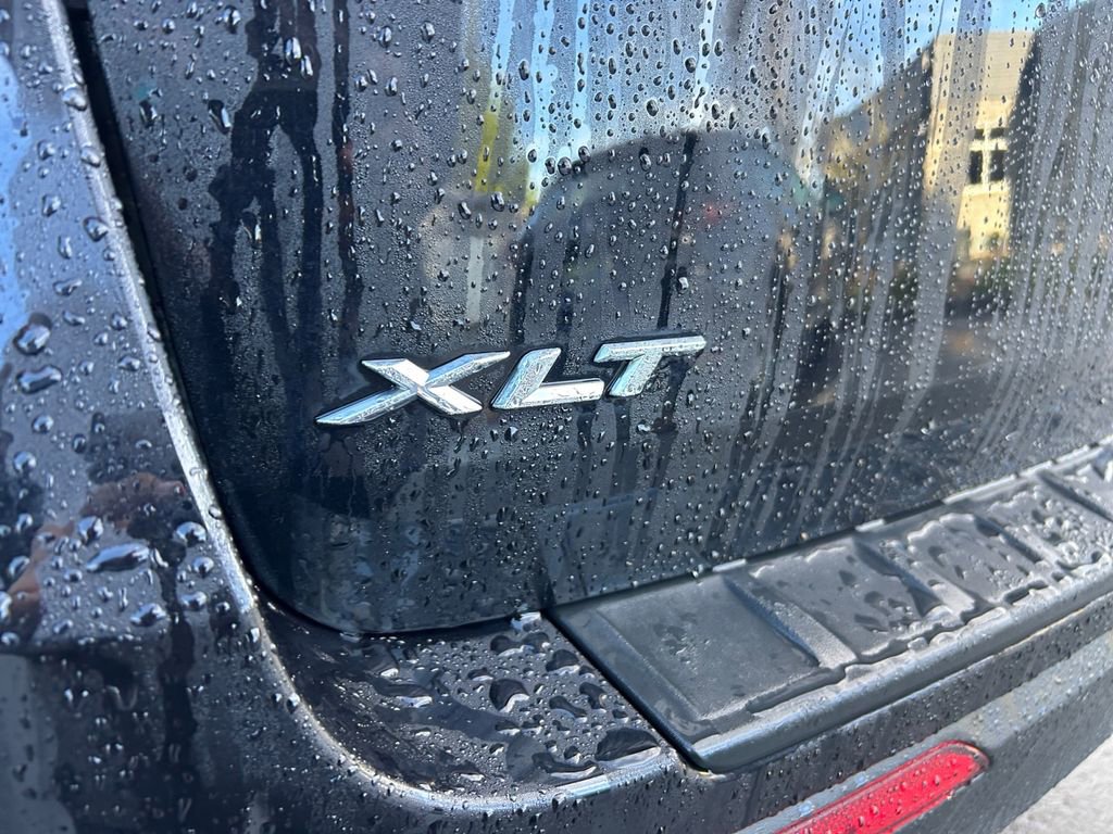 Used 2023 Ford Explorer XLT w/ Equipment Group 202A AWD/4WD image 32