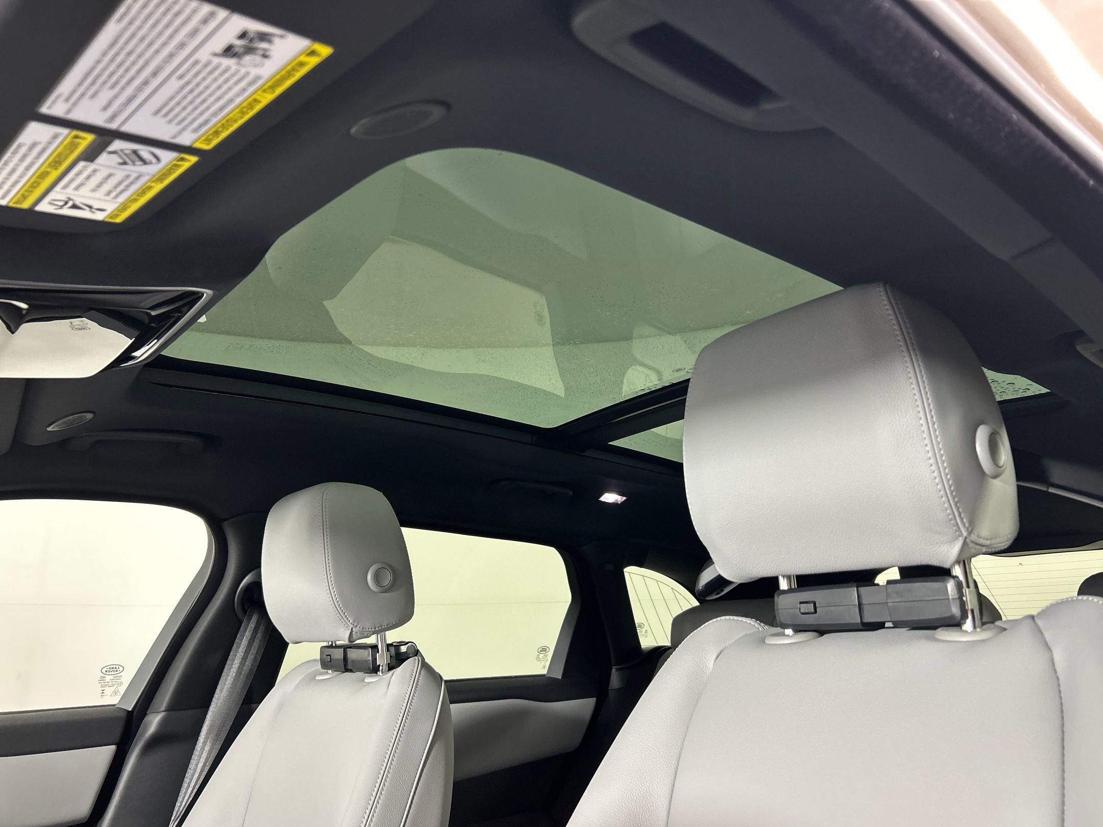 New 2026 Land Rover Range Rover Velar S image 11