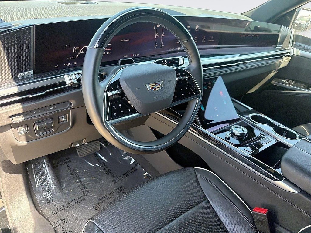 Certified 2025 Cadillac Escalade ESV Sport AWD/4WD image 6