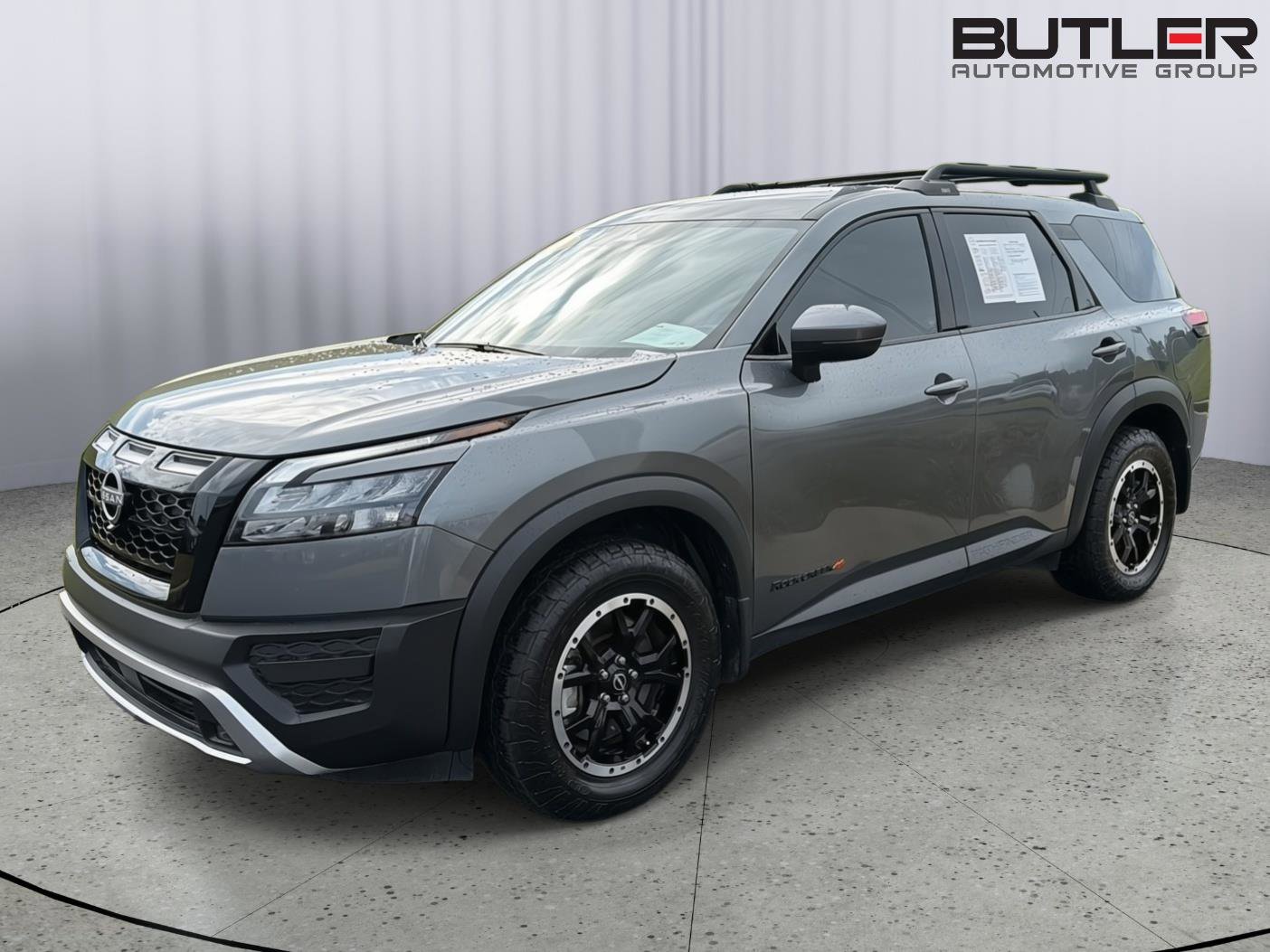 Used 2025 Nissan Pathfinder Rock Creek AWD/4WD image 1