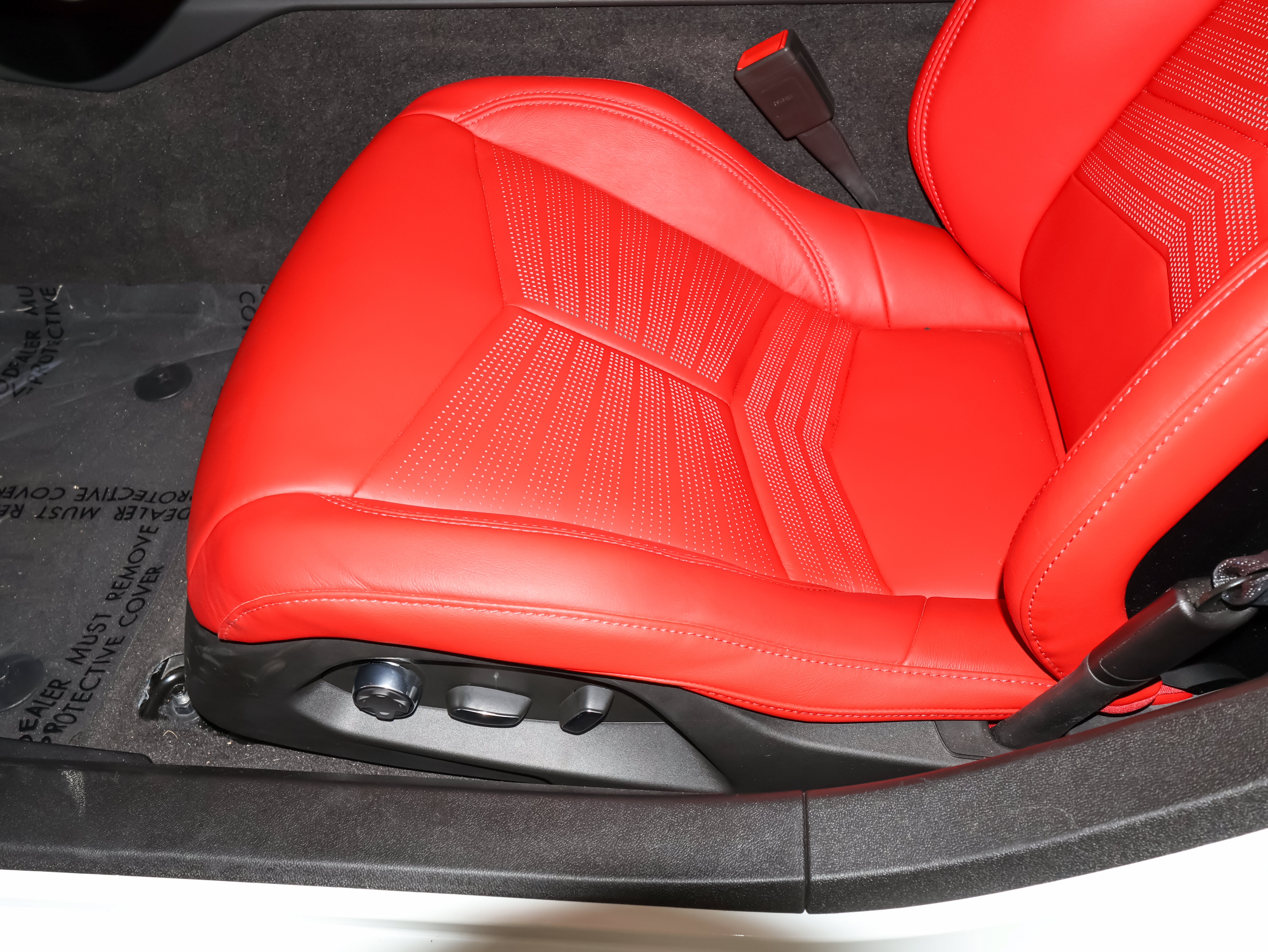 Used 2024 Chevrolet Corvette Stingray Preferred Conv w/ Z51 Performance Package RWD image 16
