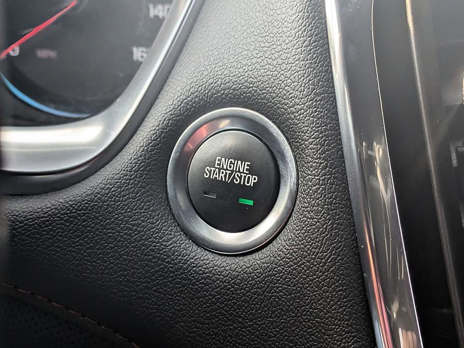Used 2023 Chevrolet Traverse RS image 22