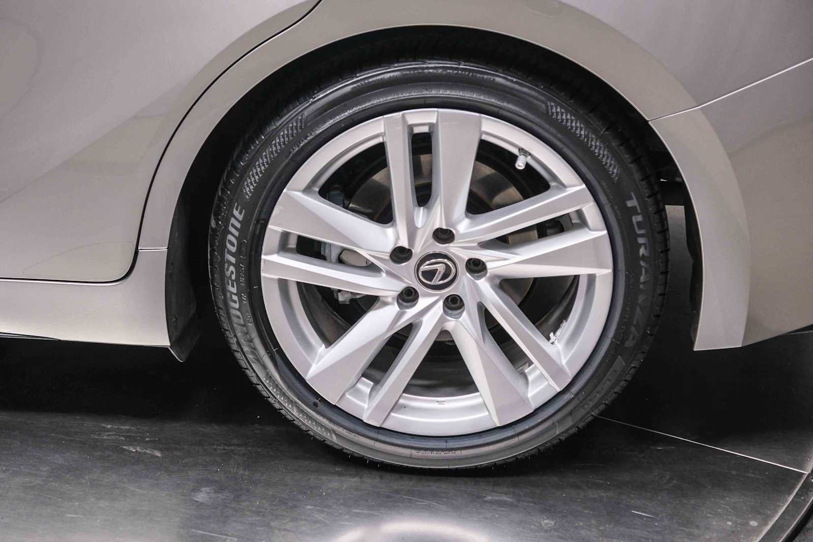 Used 2021 Lexus IS 300 w/ Accessory Package RWD image 9