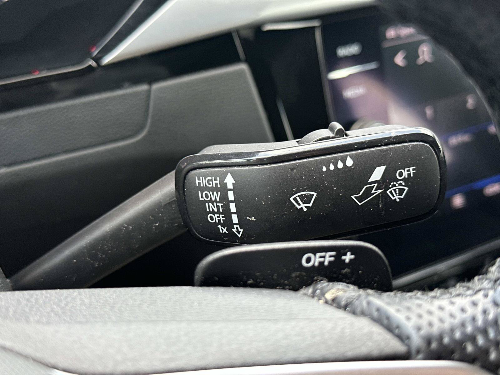 Used 2021 Volkswagen Arteon SEL Premium AWD/4WD image 23