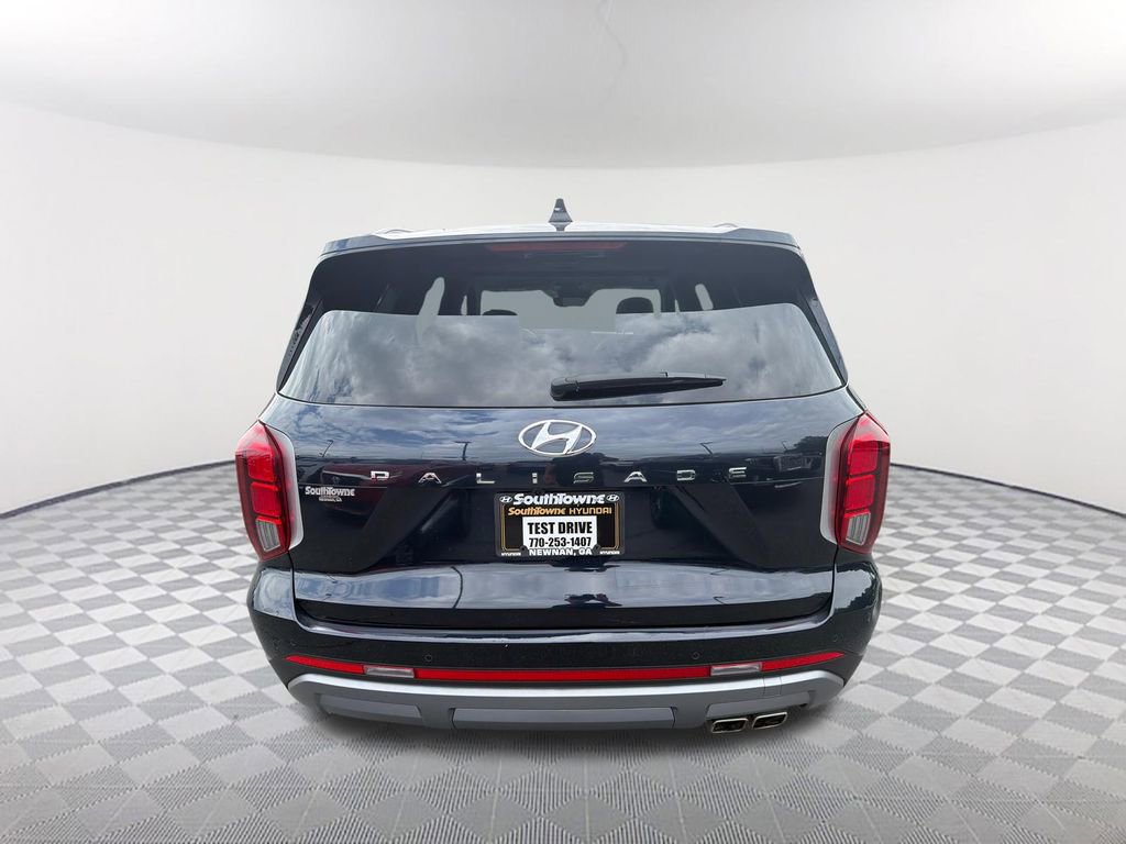 Used 2024 Hyundai Palisade SEL FWD image 6