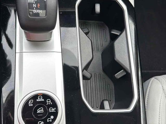 Used 2025 Mitsubishi Outlander SEL image 31