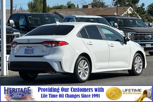 Used 2026 Toyota Corolla LE w/ LE Premium Package FWD image 4