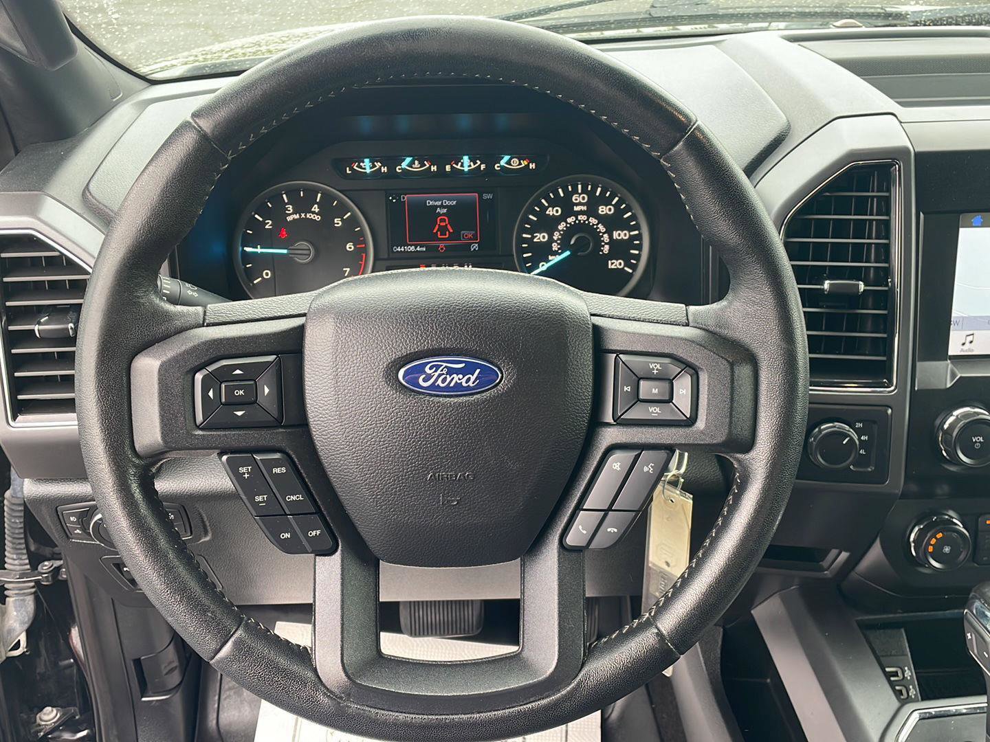 Used 2019 Ford F150 XLT w/ Equipment Group 302A Luxury AWD/4WD image 15