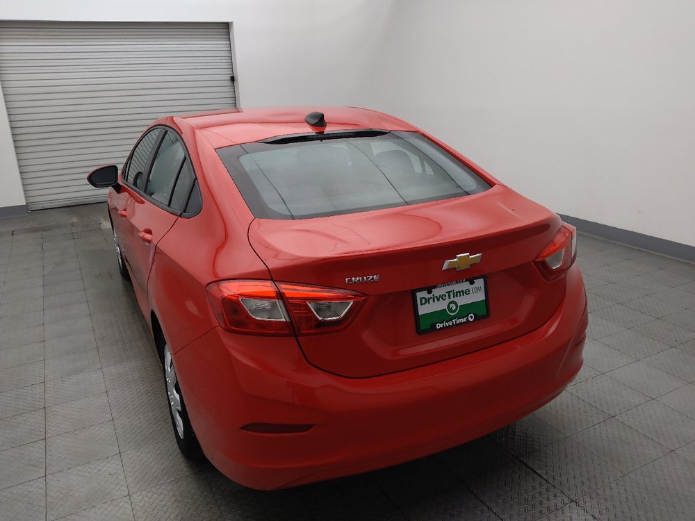 Used 2017 Chevrolet Cruze LS FWD image 6