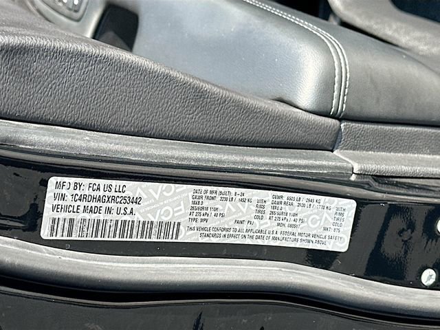 Used 2024 Dodge Durango SXT image 31