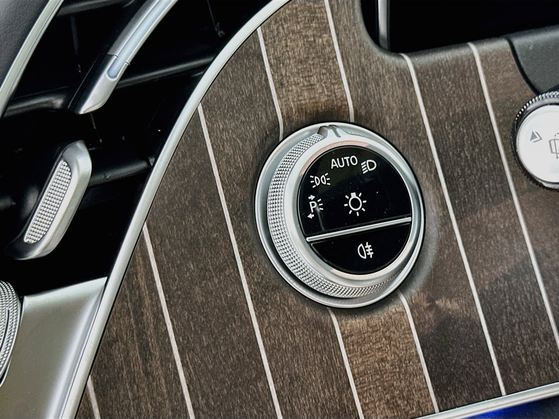 New 2027 Mercedes-Benz E 350 Sedan image 11