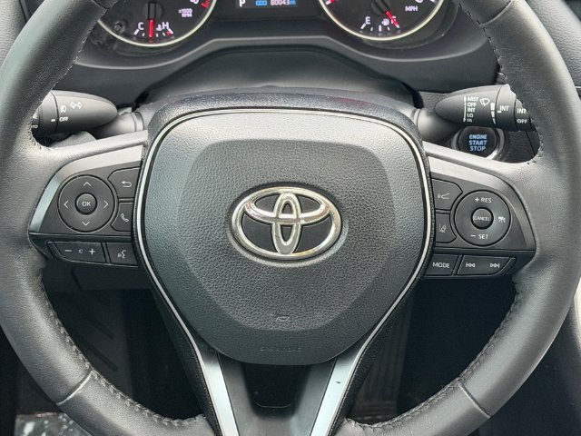 Used 2021 Toyota RAV4 XLE Premium FWD image 13