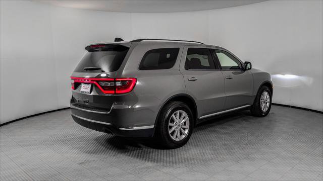 Used 2023 Dodge Durango SXT image 6