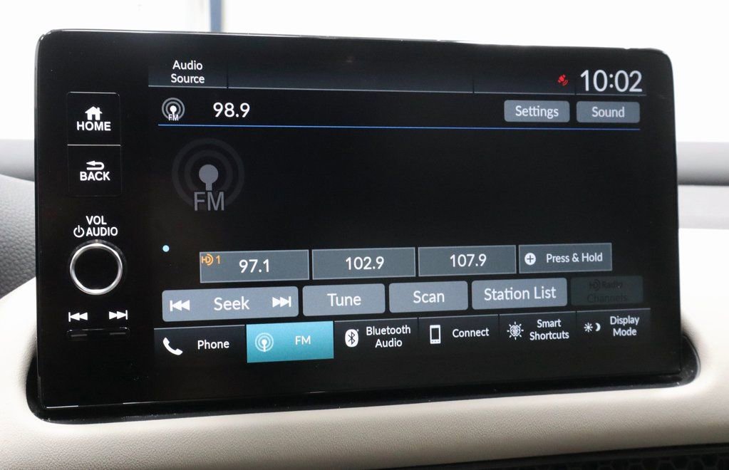 Used 2024 Honda HR-V EX-L image 2