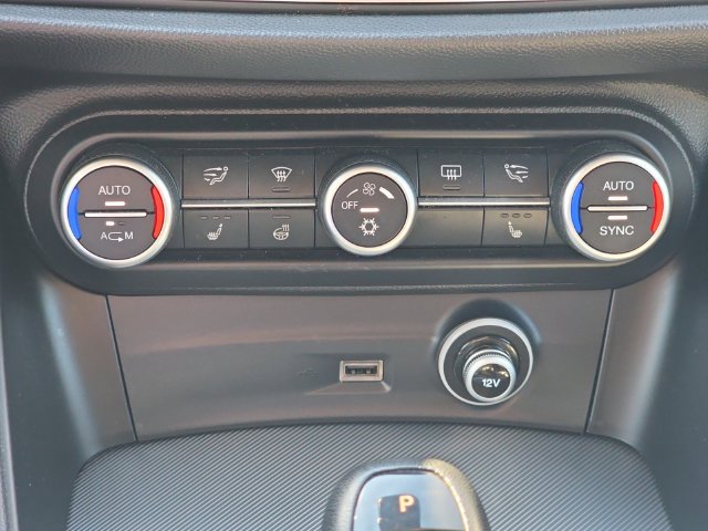 Used 2018 Alfa Romeo Stelvio Sport w/ Quick Order Package 22J Sport AWD/4WD image 28