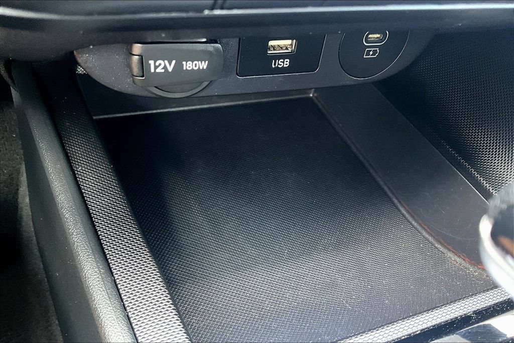 Used 2024 Hyundai Elantra SEL FWD image 17