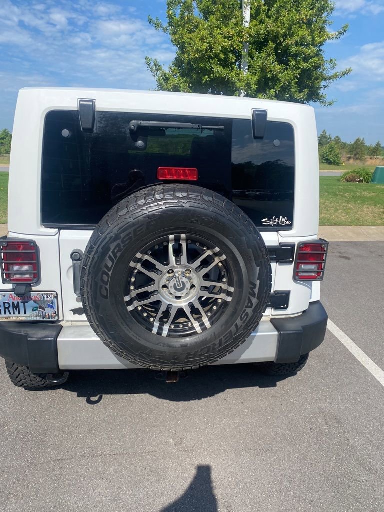Used 2014 Jeep Wrangler Unlimited Sahara w/ Trailer Tow Group AWD/4WD image 8