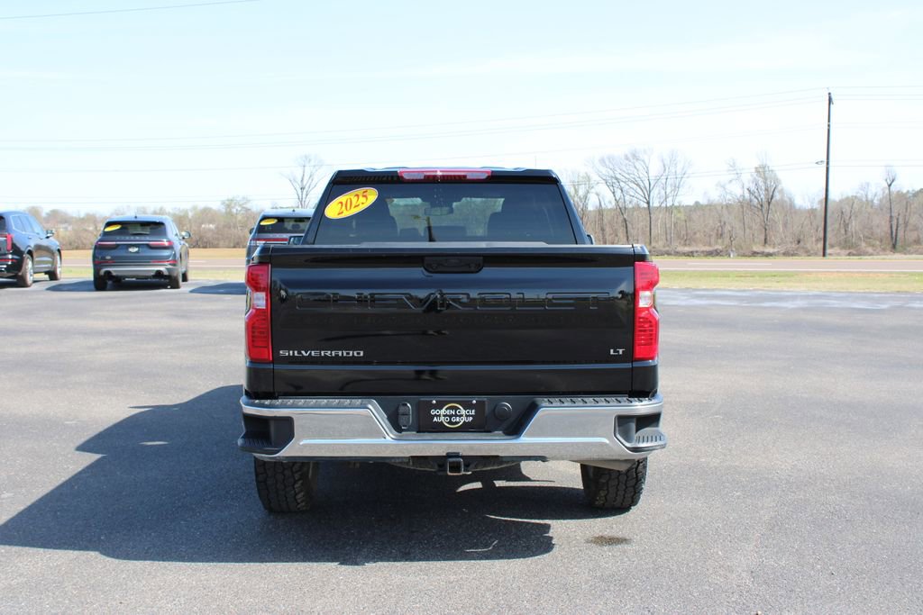 Used 2025 Chevrolet Silverado 1500 LT w/ Work Truck Package AWD/4WD image 8