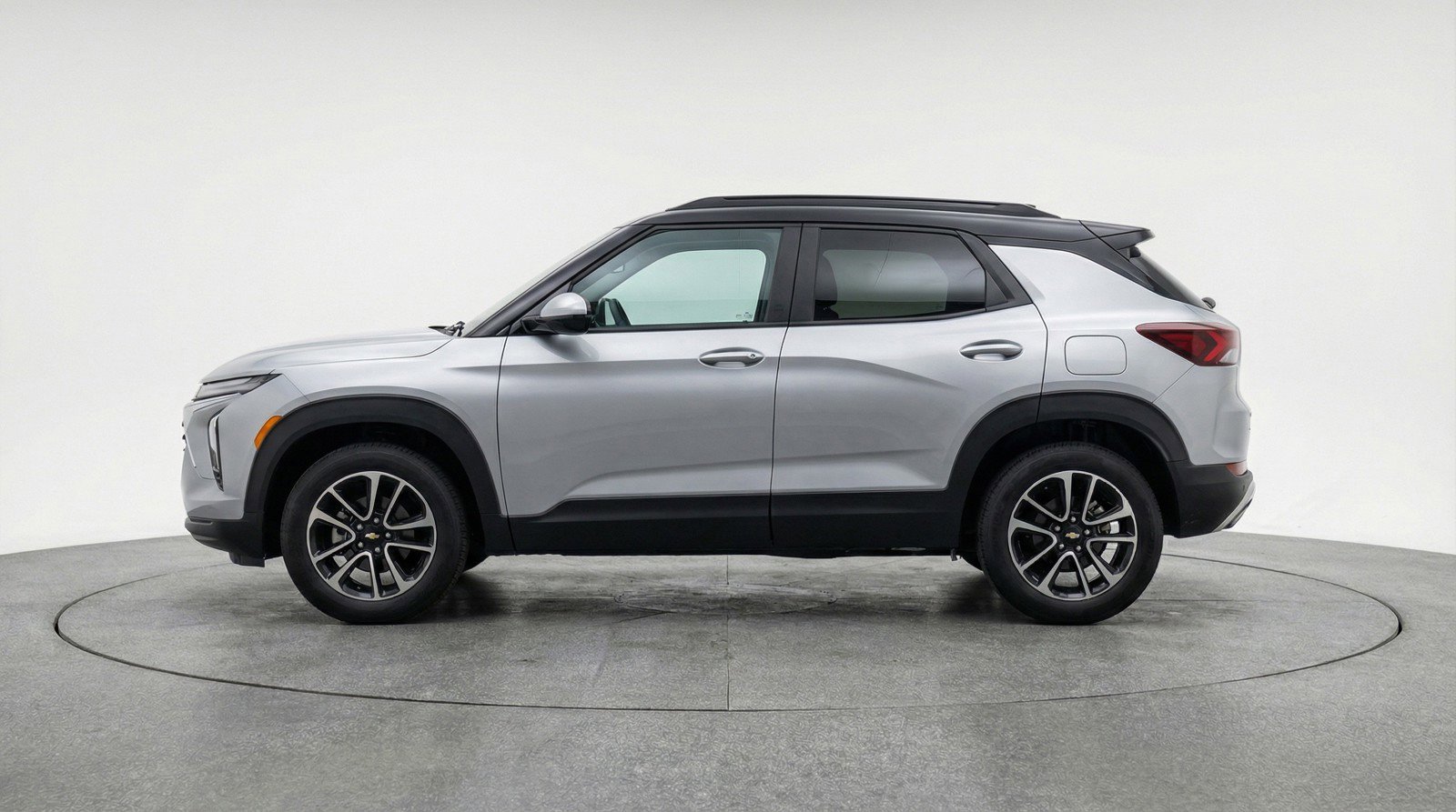 Used 2025 Chevrolet TrailBlazer LT image 5