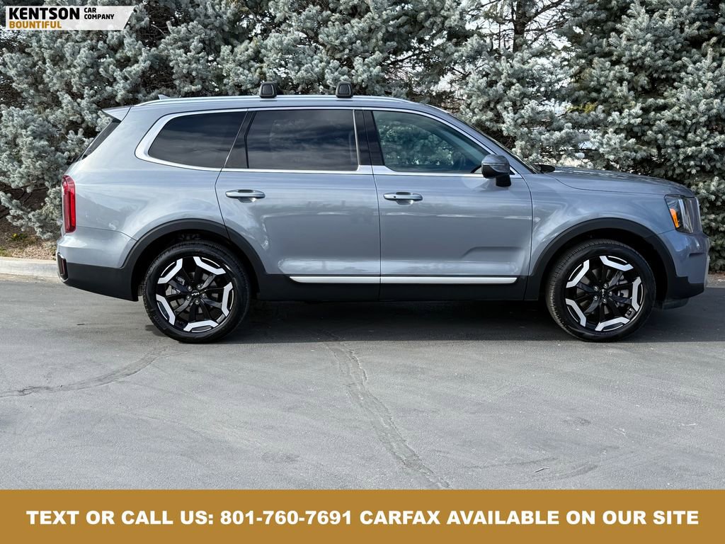 Used 2025 Kia Telluride S image 10