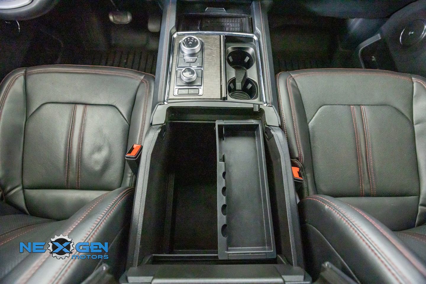 Used 2023 Ford Expedition Max Limited AWD/4WD image 33