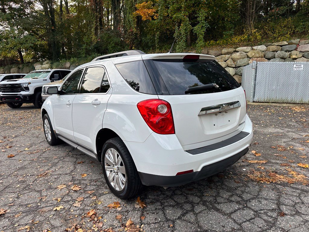 Used 2011 Chevrolet Equinox LT FWD image 3