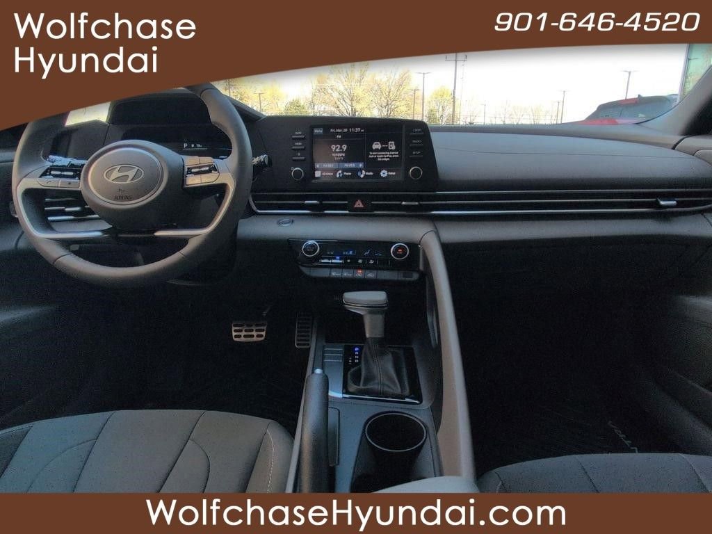 New 2026 Hyundai Elantra Sport FWD image 5