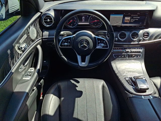 Used 2019 Mercedes-Benz E 300 4MATIC image 11