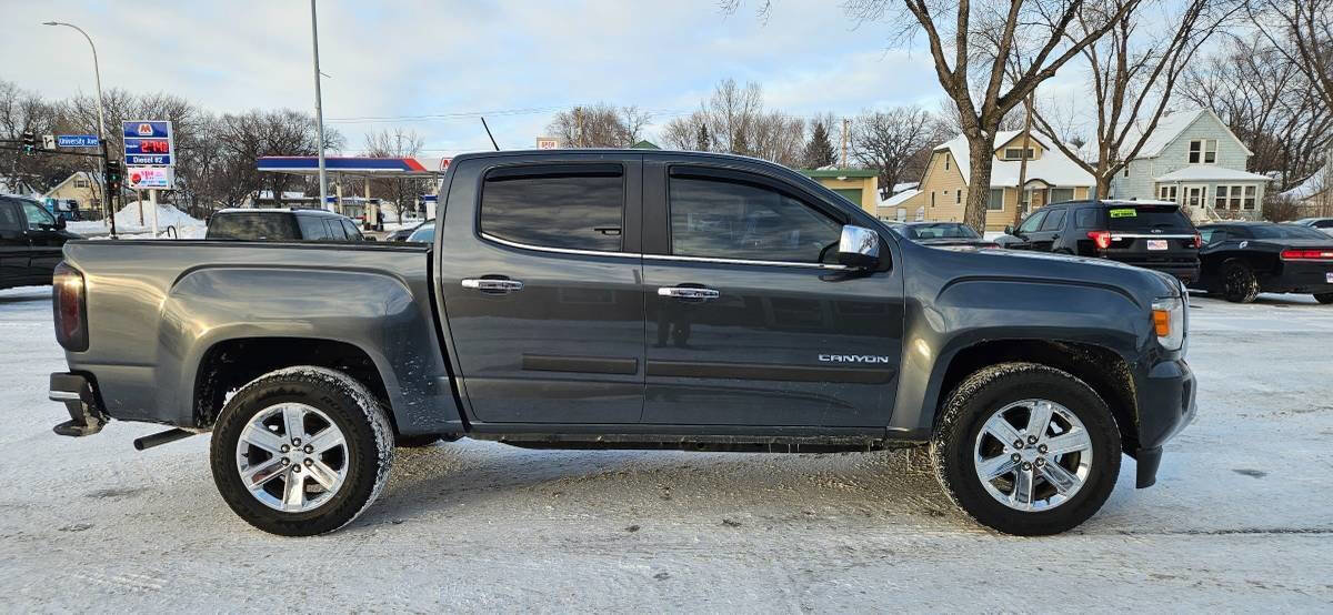 Used 2016 GMC Canyon SLT w/ Driver Alert Package image 5
