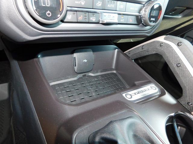 New 2024 Ford Bronco Outer Banks AWD/4WD image 38
