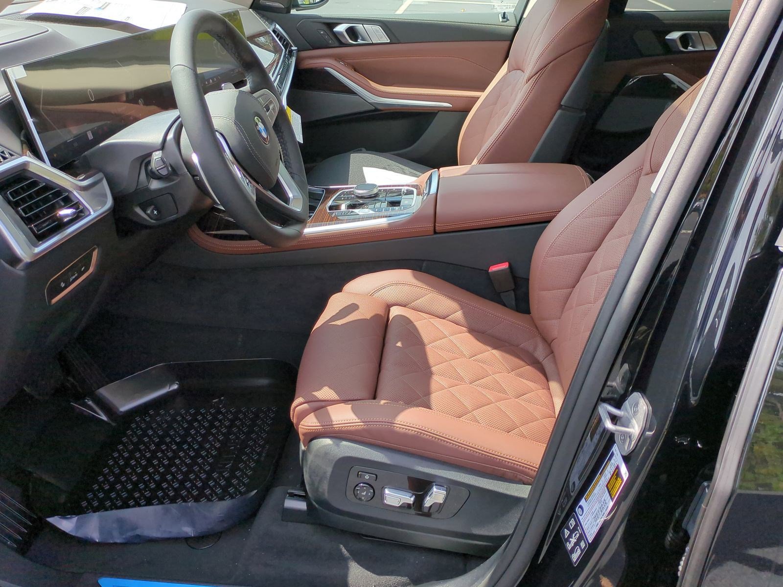 Used 2026 BMW X7 xDrive40i image 16