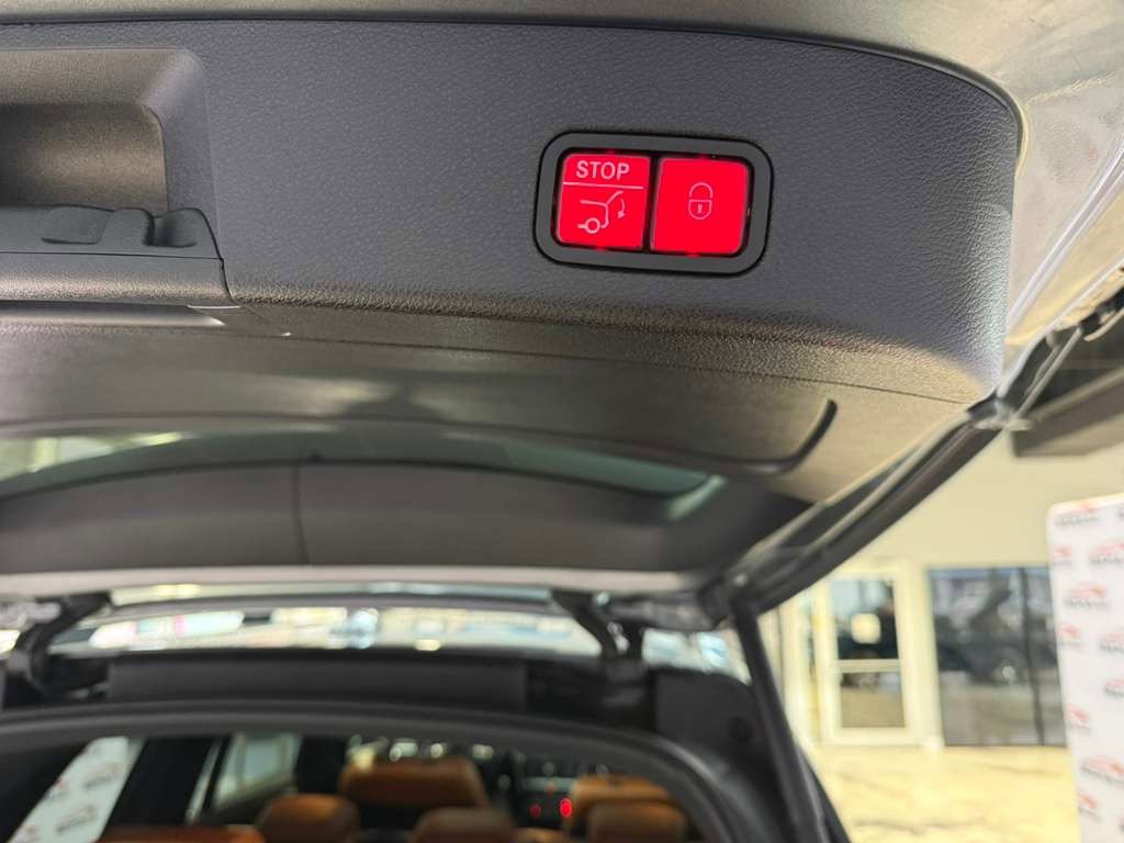 Used 2018 Mercedes-Benz GLS 550 4MATIC w/ Offroad Package image 56