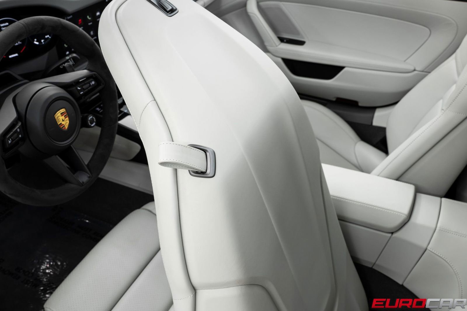 Used 2023 Porsche 911 Targa 4 GTS image 41