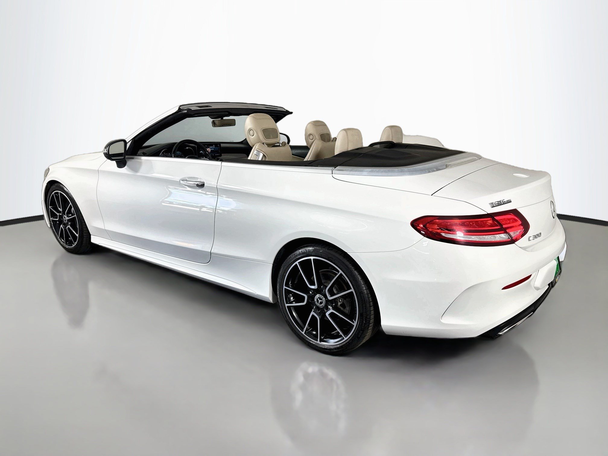 Used 2021 Mercedes-Benz C 300 Cabriolet w/ AMG Line image 43