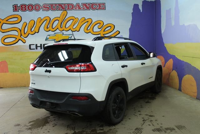 Used 2017 Jeep Cherokee Altitude image 8