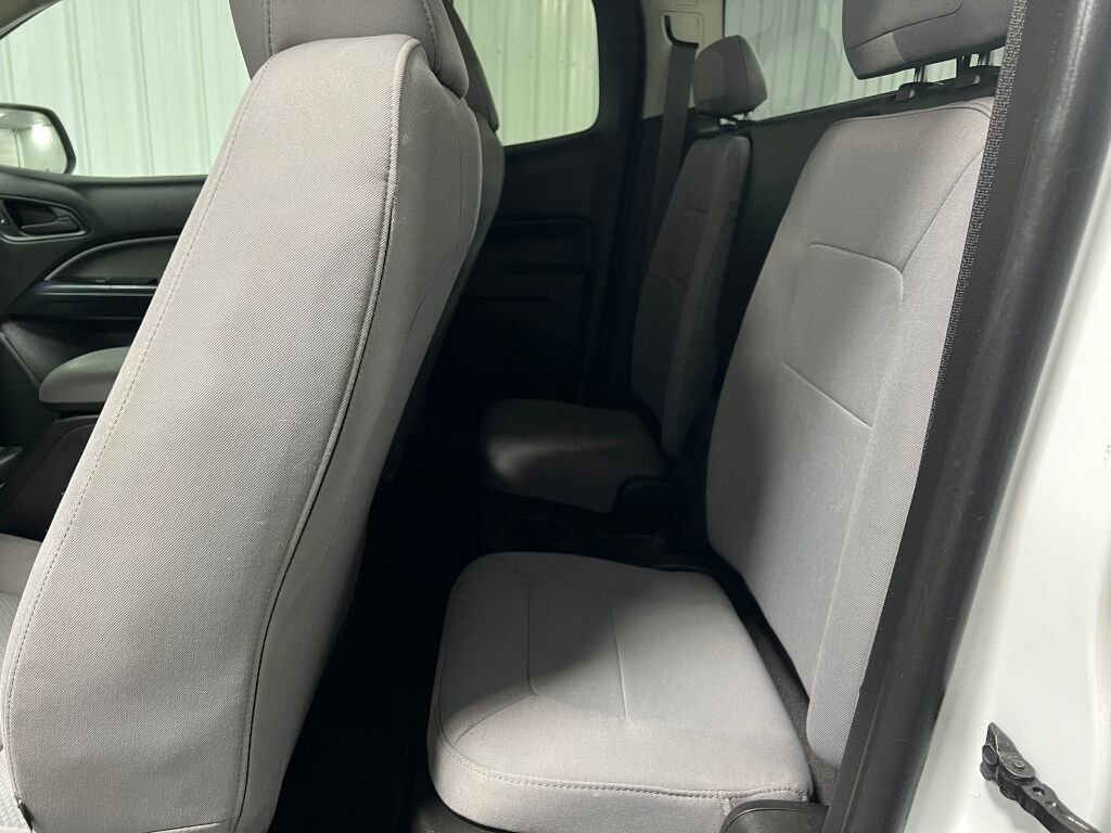 Used 2020 Chevrolet Colorado W/T w/ WT Convenience Package image 6