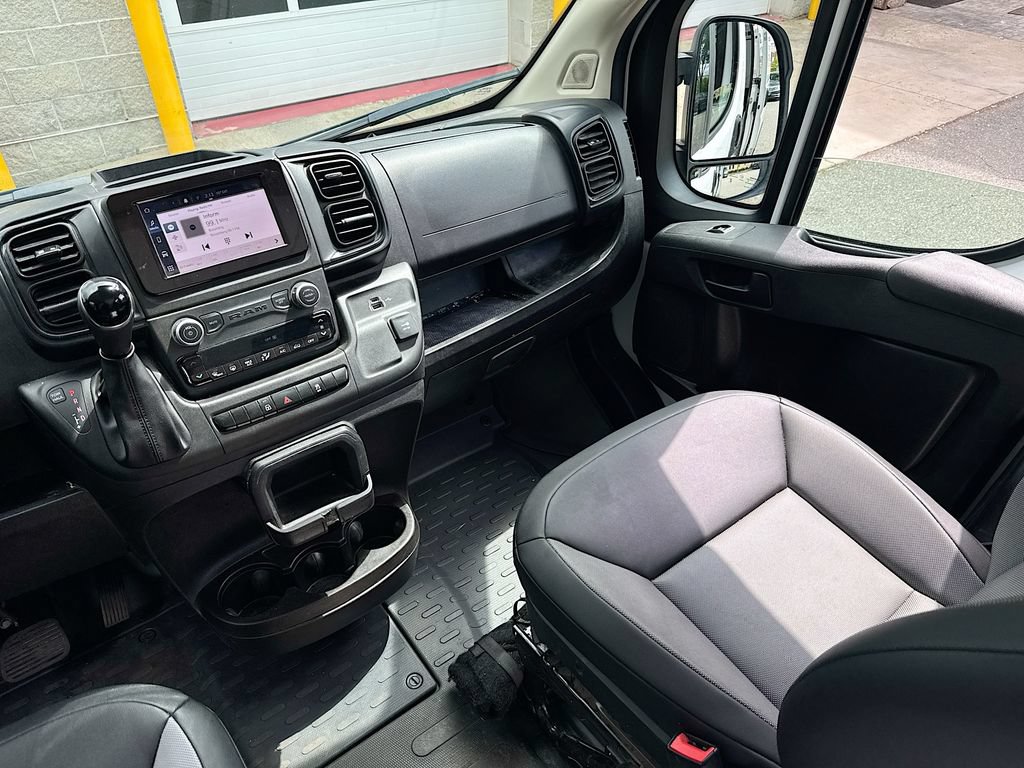 Used 2025 RAM ProMaster 2500 w/ Convenience Group FWD image 20