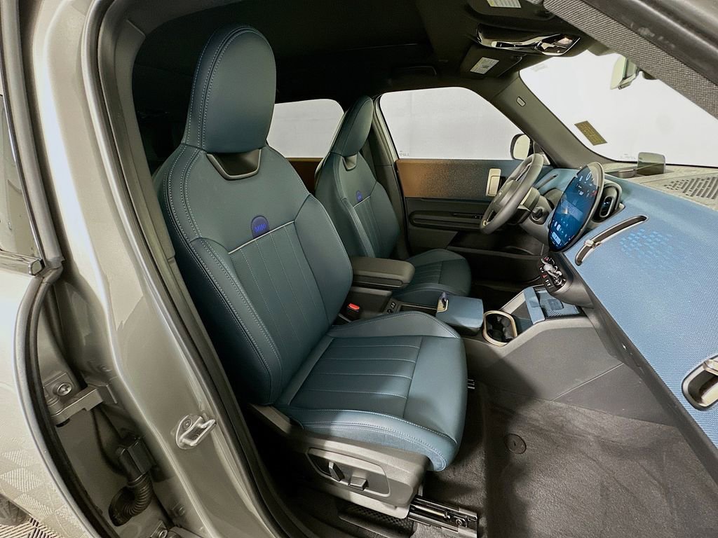 Certified 2025 MINI Cooper Countryman S AWD/4WD image 29