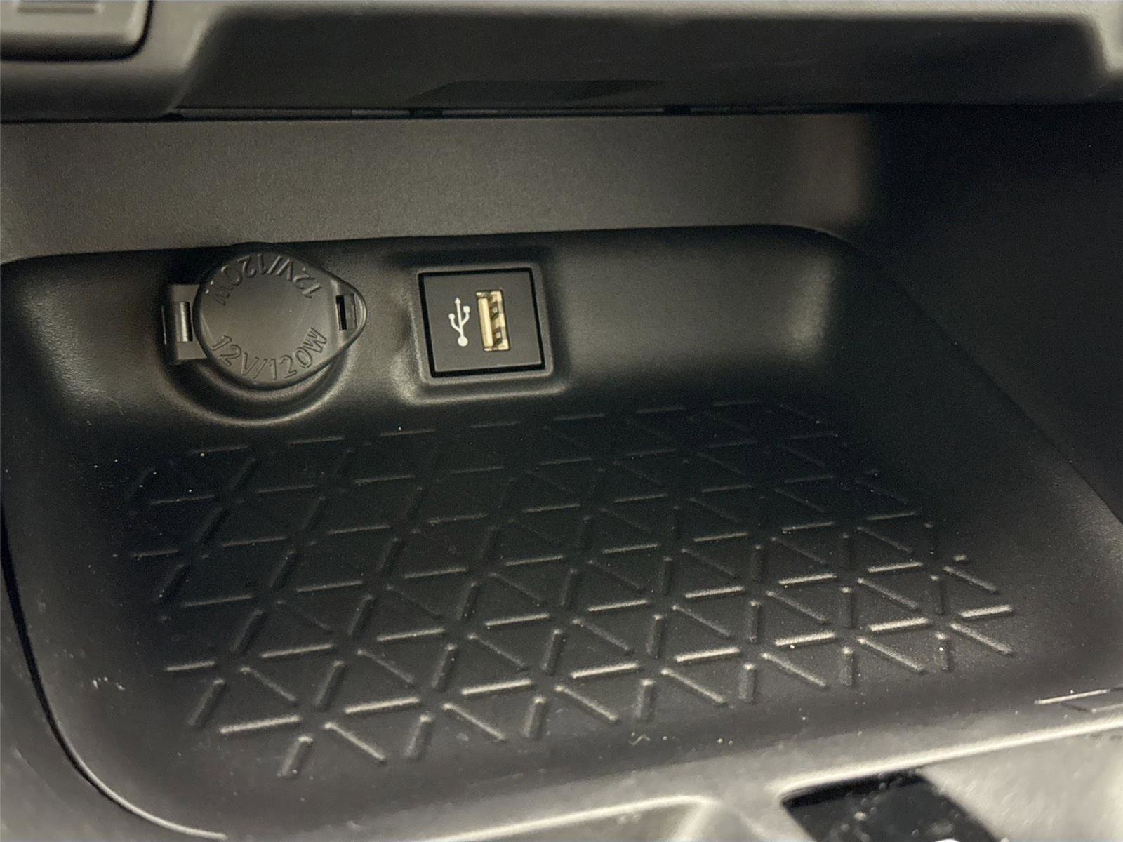 Certified 2025 Toyota RAV4 XLE image 26