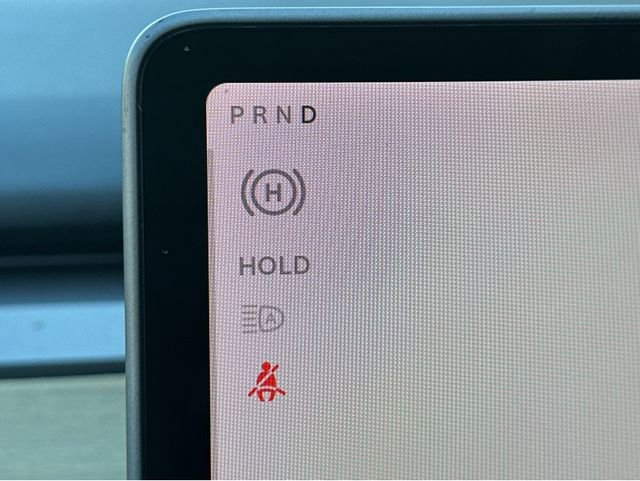 Used 2018 Tesla Model 3 Long Range image 10