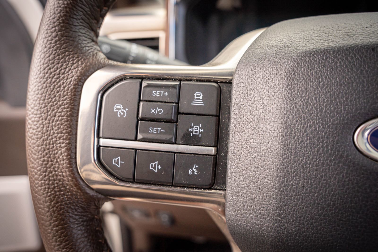 Used 2025 Ford F350 King Ranch AWD/4WD image 20