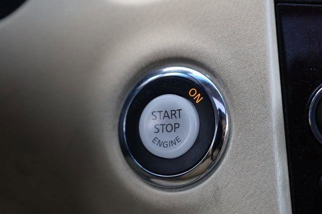 Used 2017 INFINITI QX50 Journey w/ Premium Package image 28