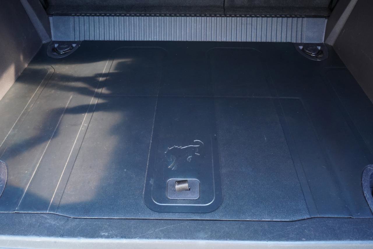 Used 2022 Ford Bronco Black Diamond image 56