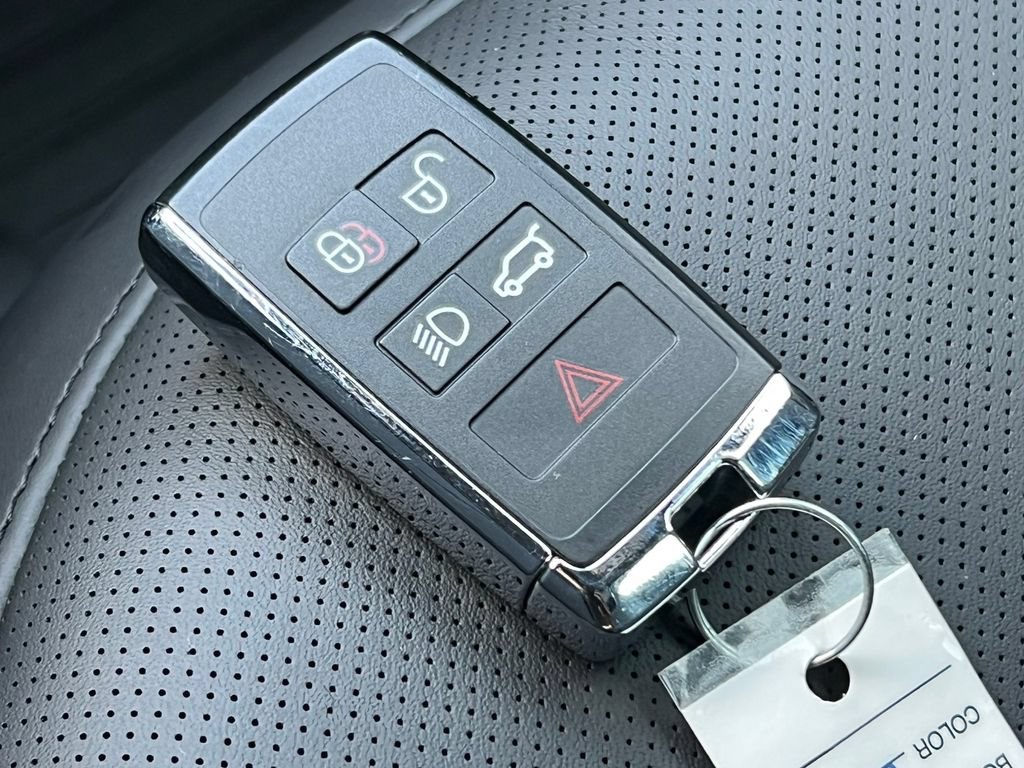 Used 2025 Land Rover Range Rover Sport Dynamic SE AWD/4WD image 29