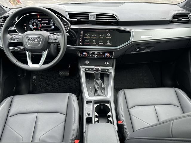 Certified 2025 Audi Q3 2.0T Premium w/ Convenience Package image 17